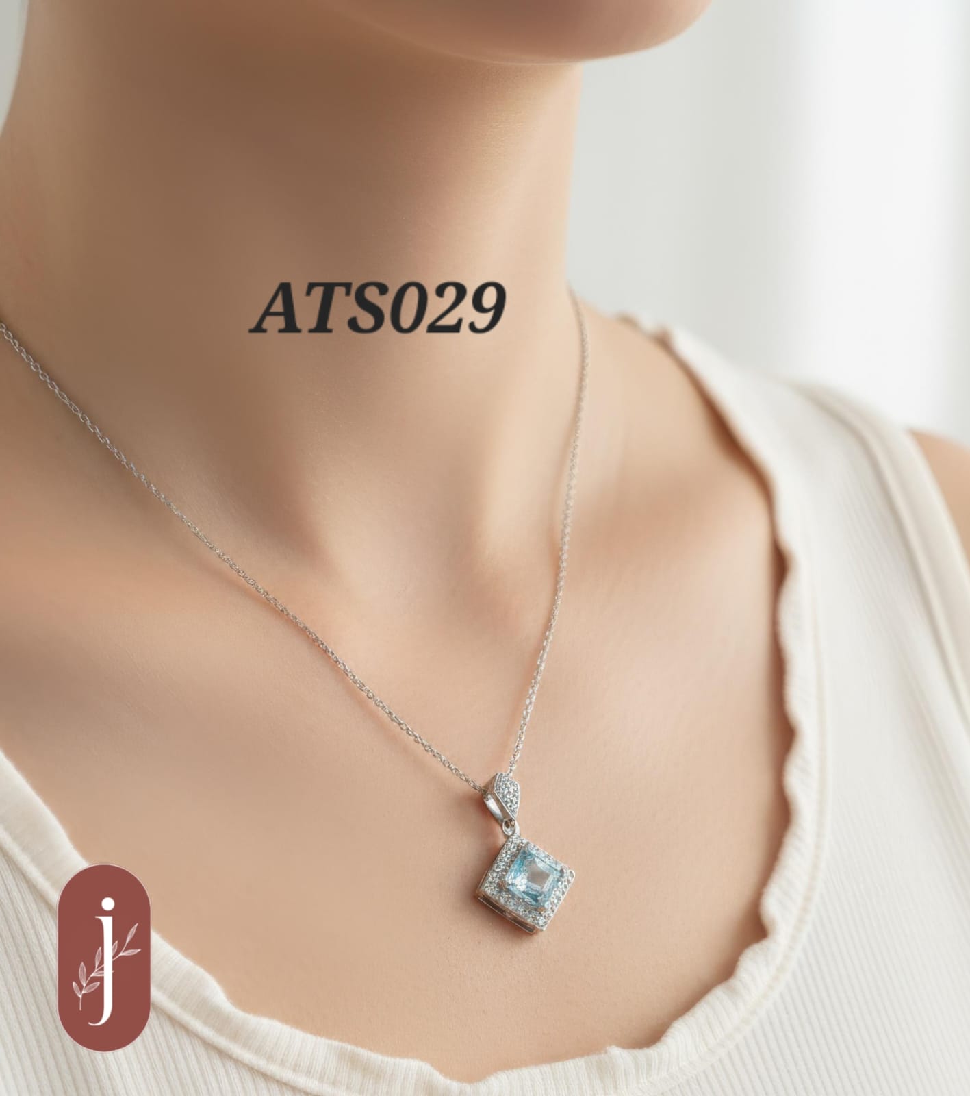 Anti Tarnish Silver Plated Diamond Shape Pendant Necklace -ATS029