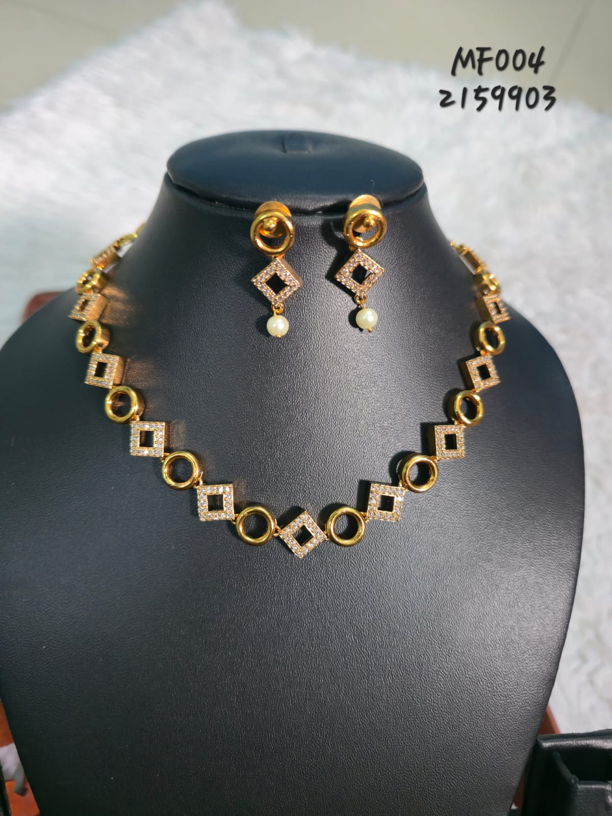 Matte Finish Necklace - MF004