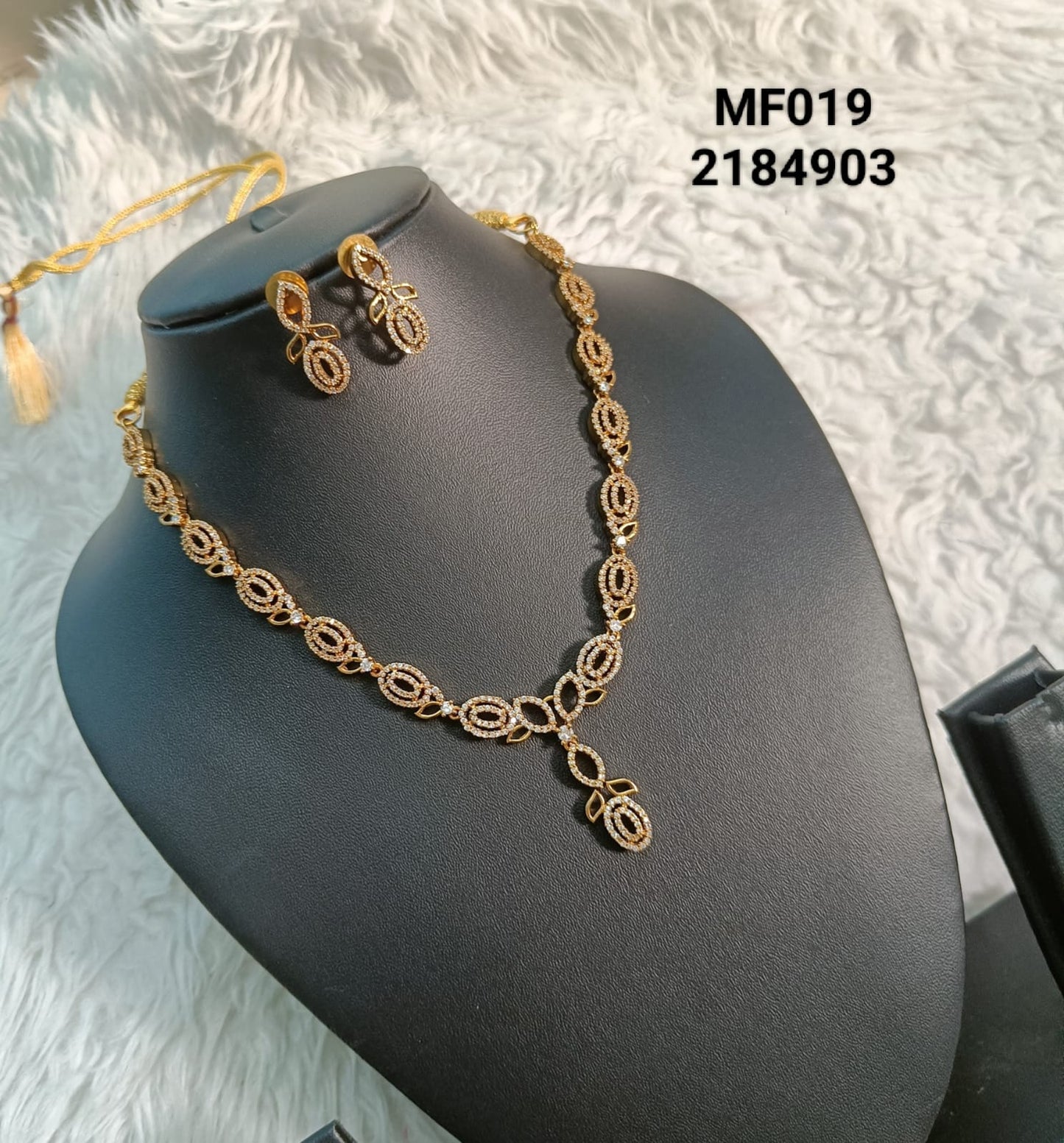 Matte Finish Necklace - MF019