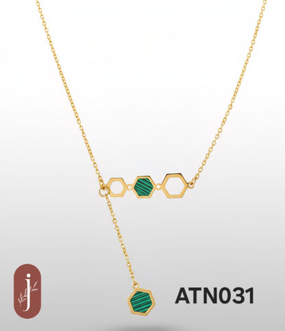 Anti Tarnish Gold Plated Three Circles Pendant Necklace - ATN031