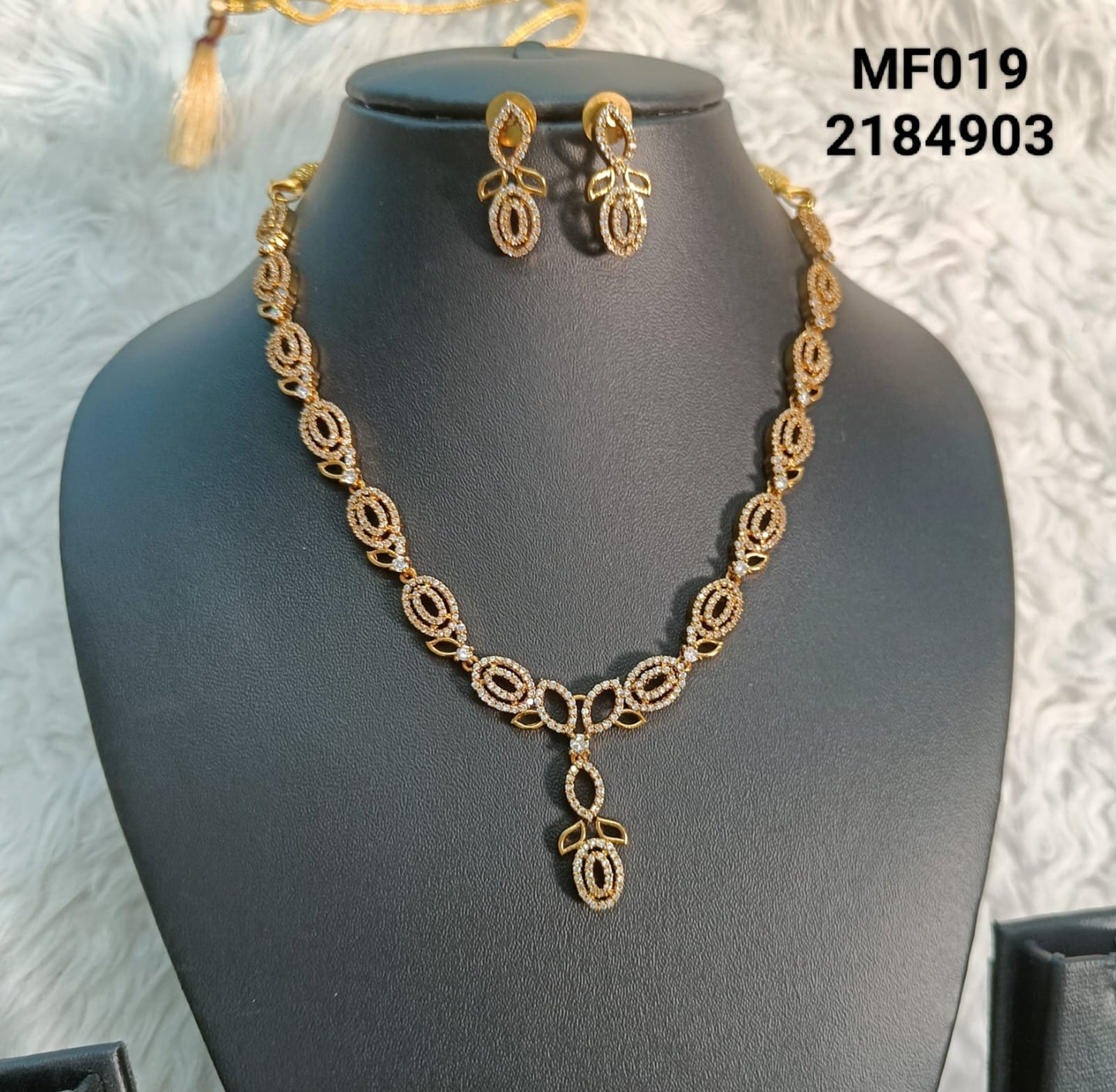 Matte Finish Necklace - MF019