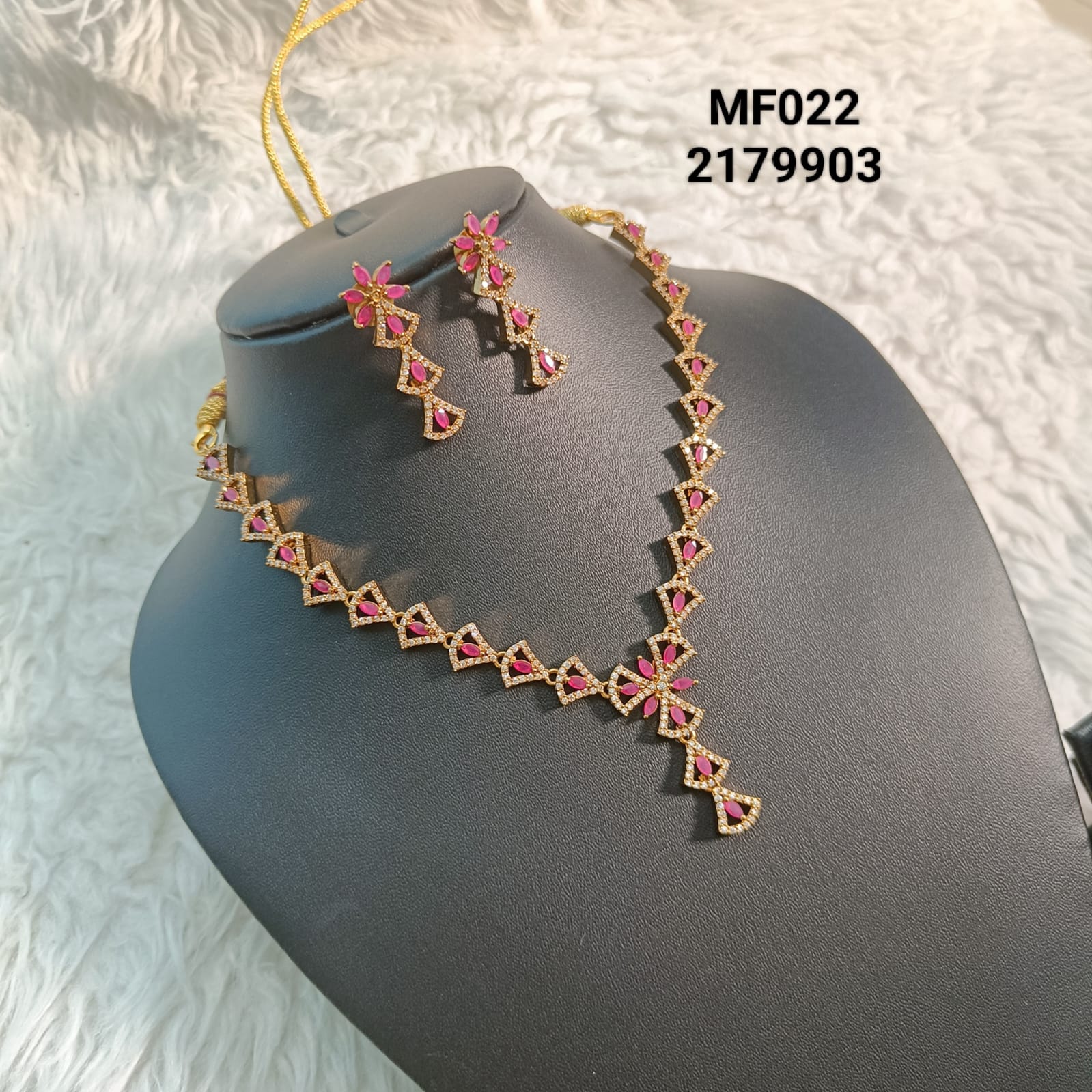 Matte Finish Necklace - MF022