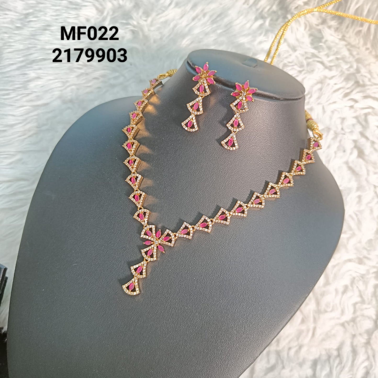 Matte Finish Necklace - MF022