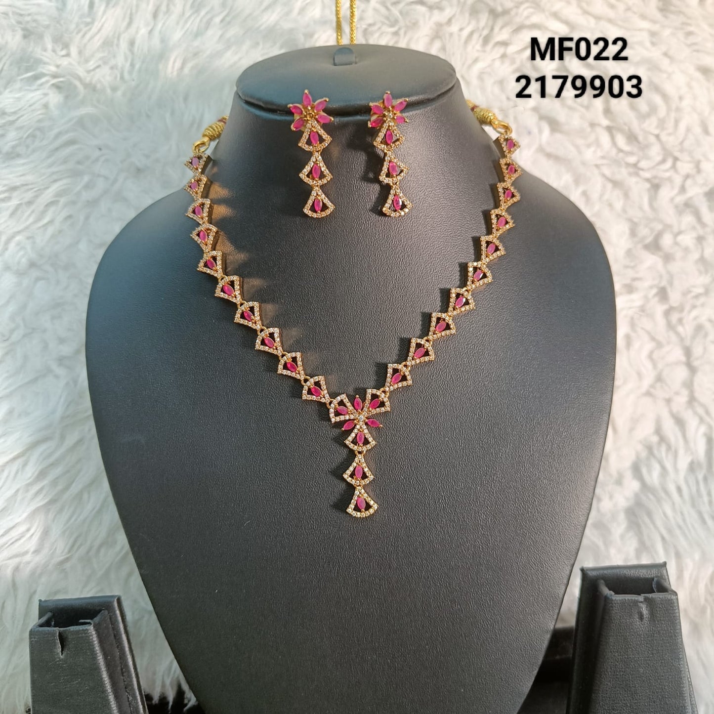 Matte Finish Necklace - MF022
