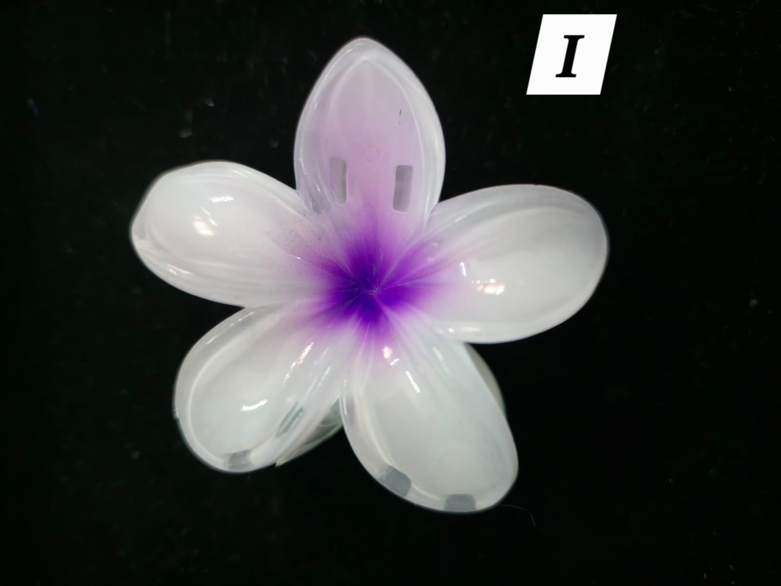 Flower Shaped Glossy Finish Large Size Hair Claw - Korean Fashion - BC4