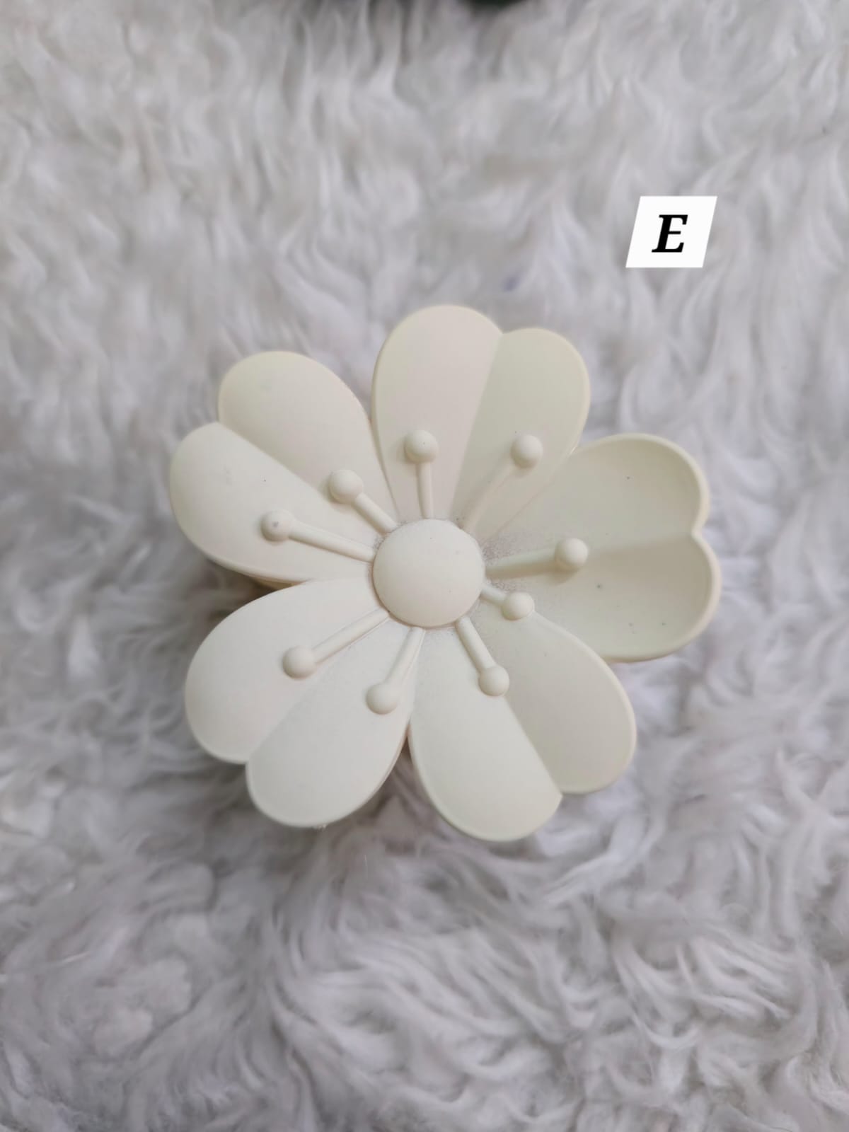 Flower Shaped Matte Finish Medium Size Hair Claw - Korean Fashion - BC5