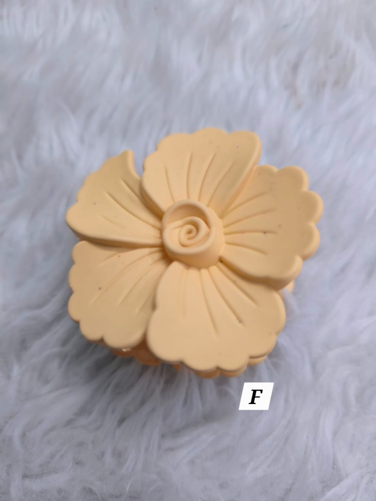 Flower Shaped Matte Finish Medium Size Hair Claw - Korean Fashion - BC9