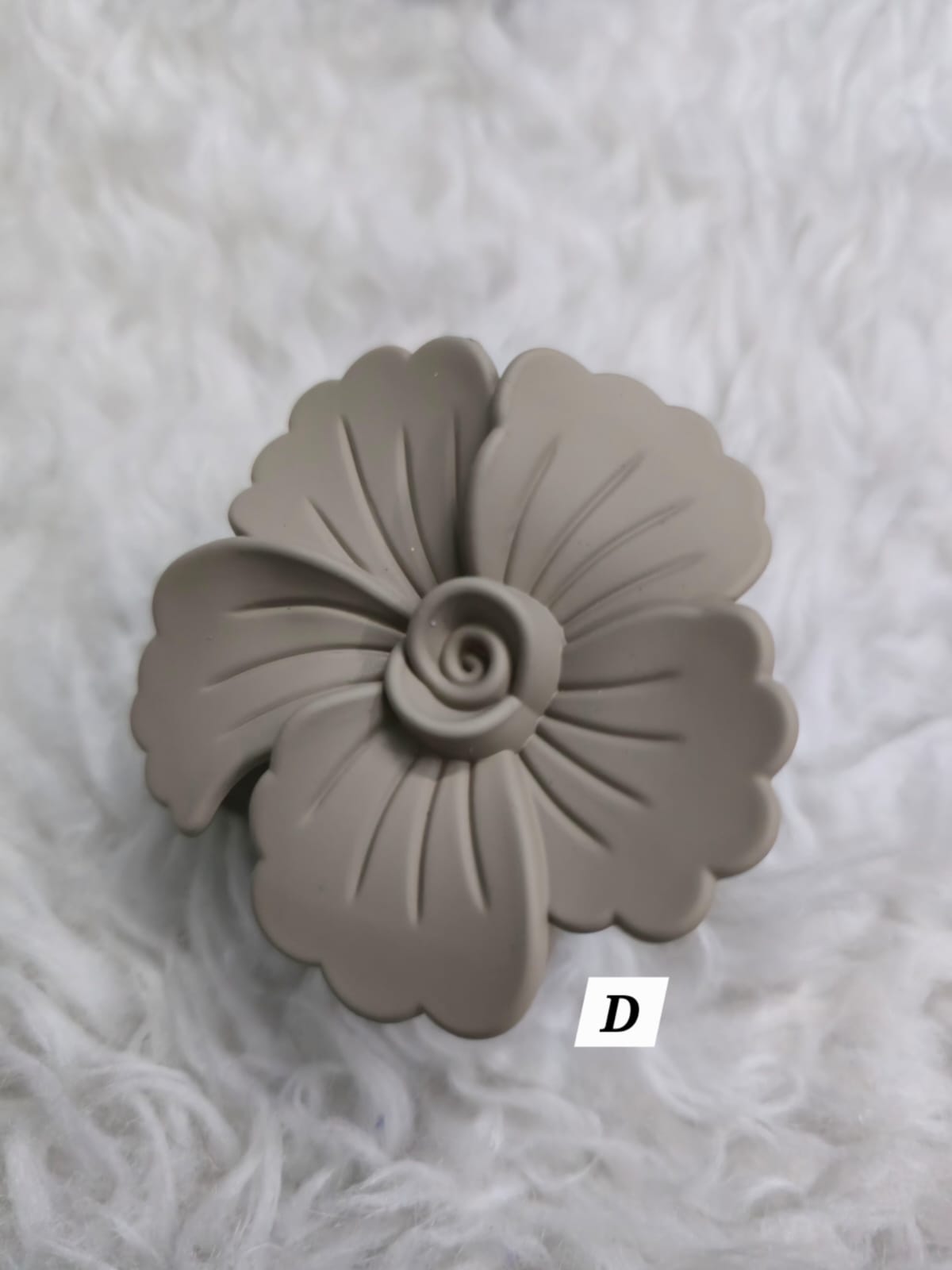 Flower Shaped Matte Finish Medium Size Hair Claw - Korean Fashion - BC9