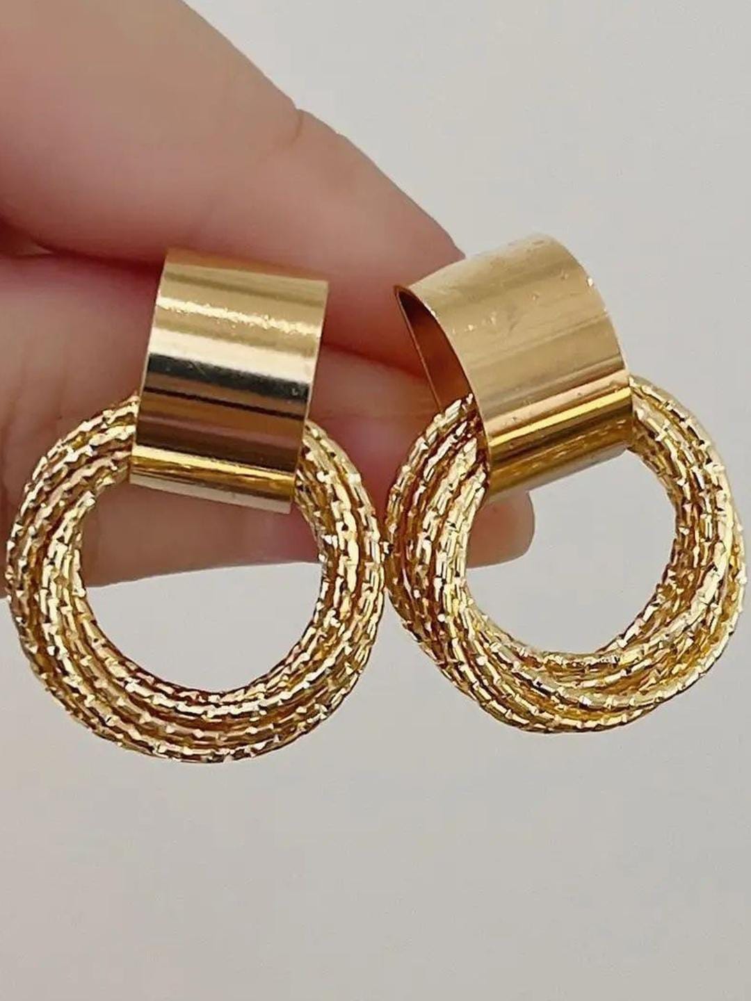 Gold Plated  Pearl Korean Earrings - KE152