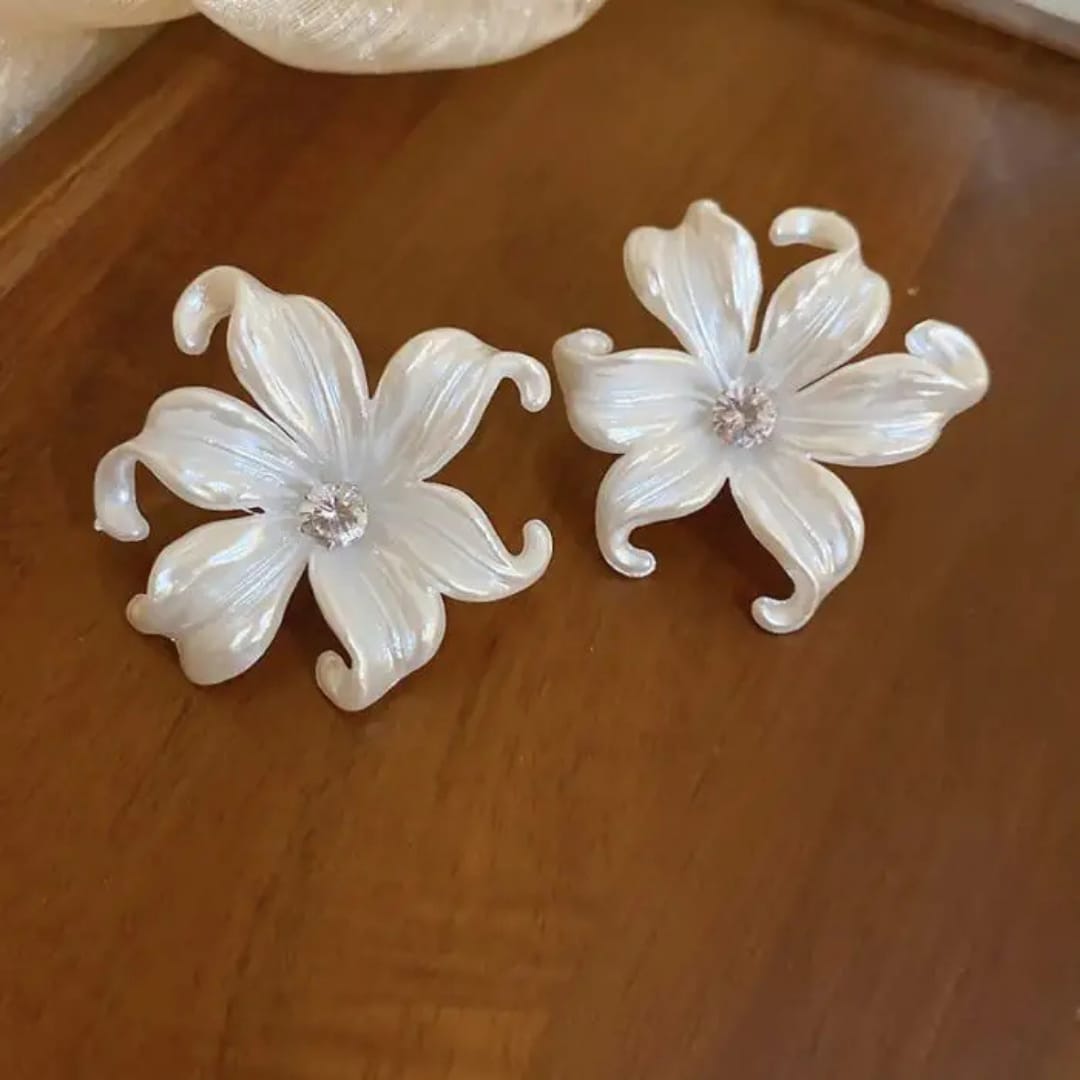 Gold Plated Flower Korean Earrings - KE163