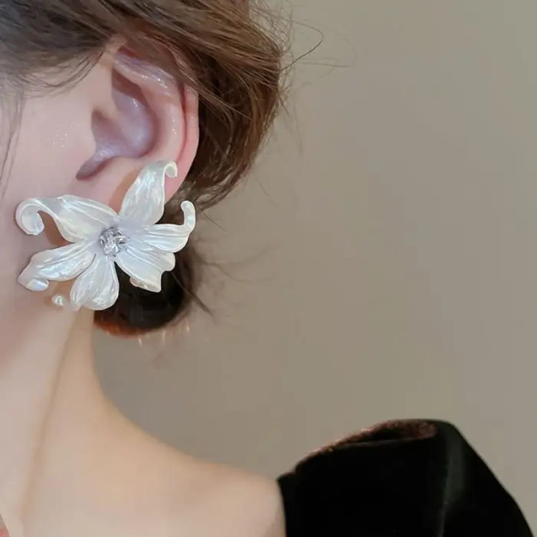 Gold Plated Flower Korean Earrings - KE163