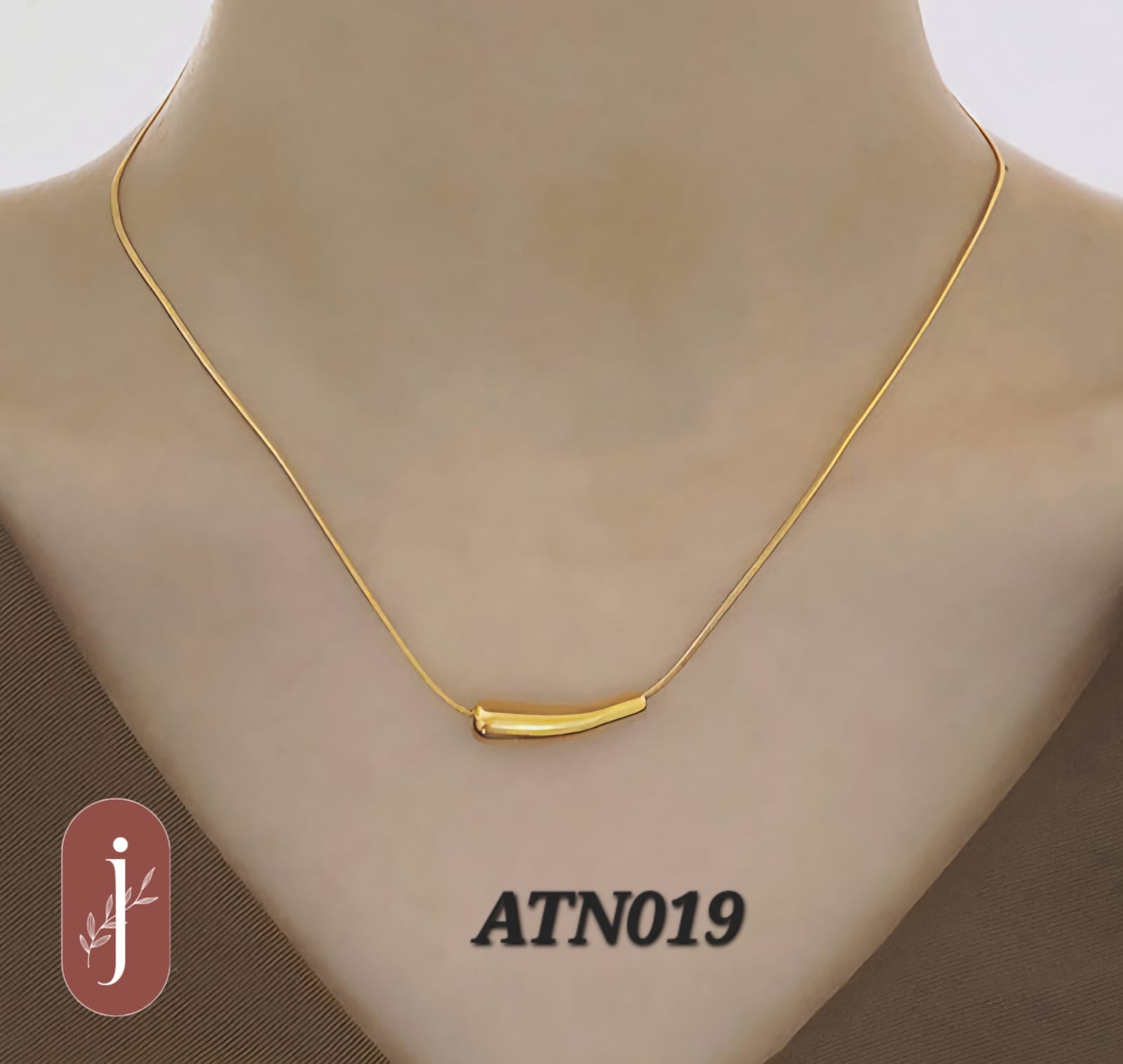 Anti Tarnish Gold Plated Golden Pendant Necklace - ATN019