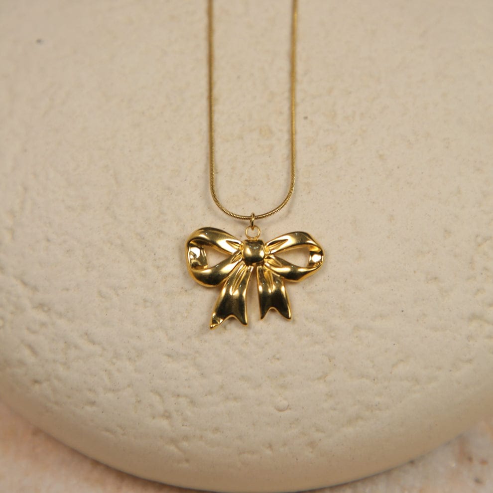 Anti Tarnish Gold Plated Golden Pendant Necklace - ATN040