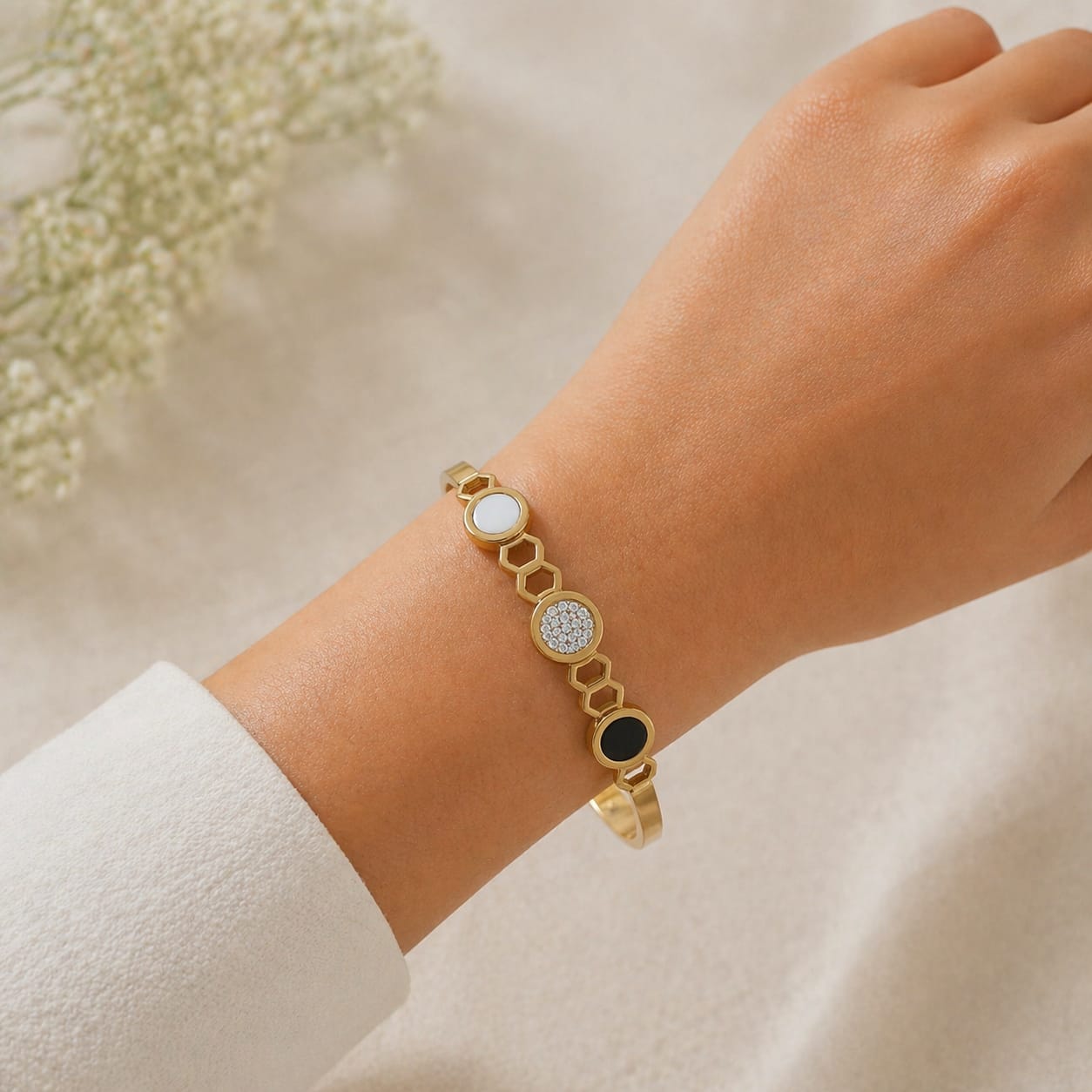 18K Gold Plated Anti Tarnish Bracelet - ATB011