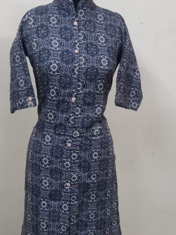 Collar Neck With Center Slit Kurtis - CNK3121
