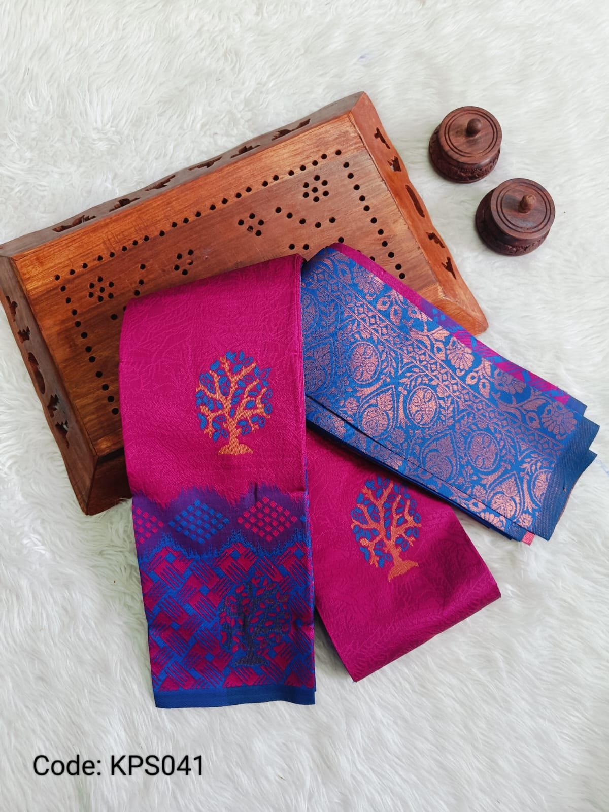 WhatsApp Image 2025-04-11 at 12.58.02 PM(1) KPS041 - Kubera Pattu Saree