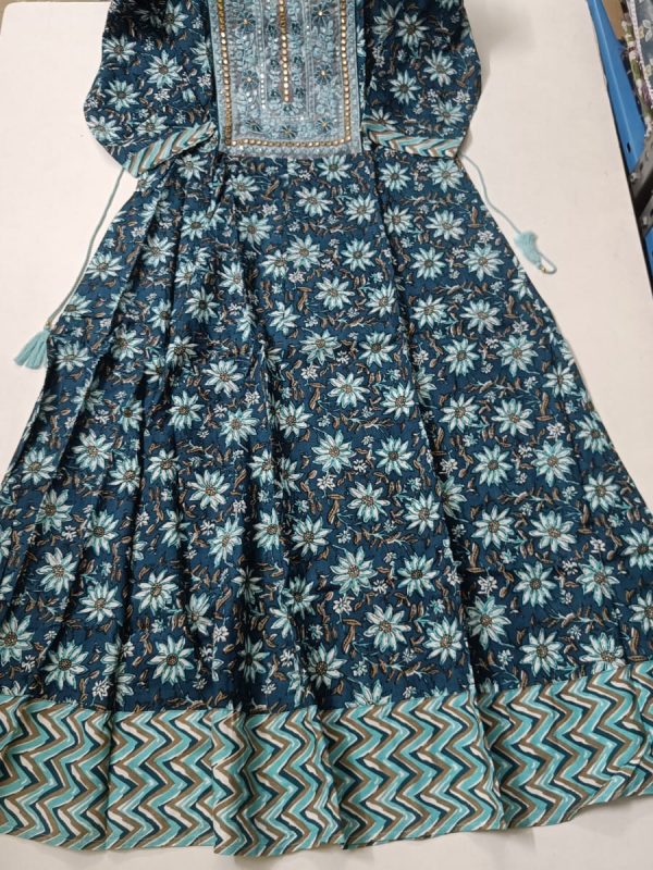 MG363- Maxi Gown with Elegant Border and Yoke