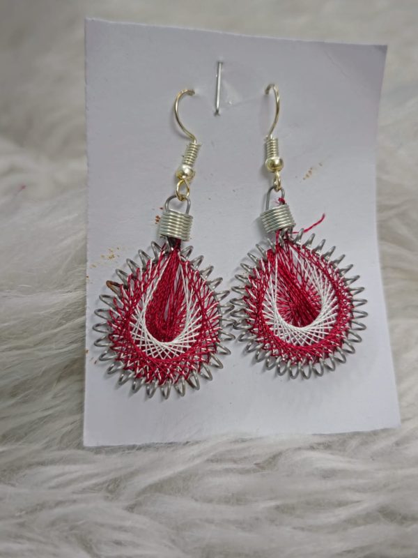 E019 - Hanging Earrings