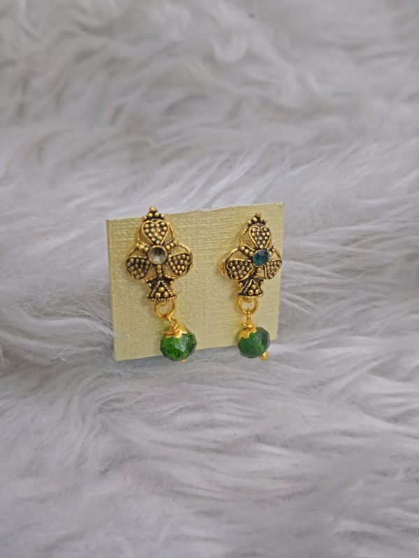 E007 - Stud - Earrings