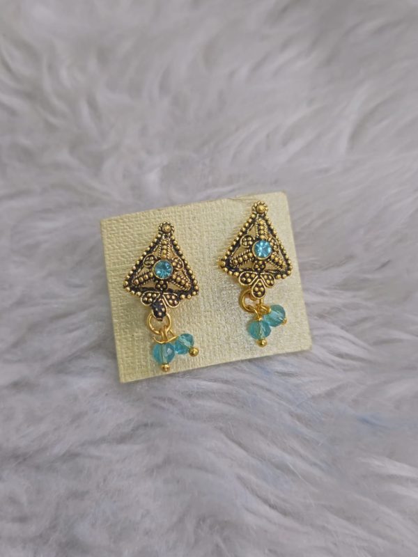E003 - Stud - Earrings
