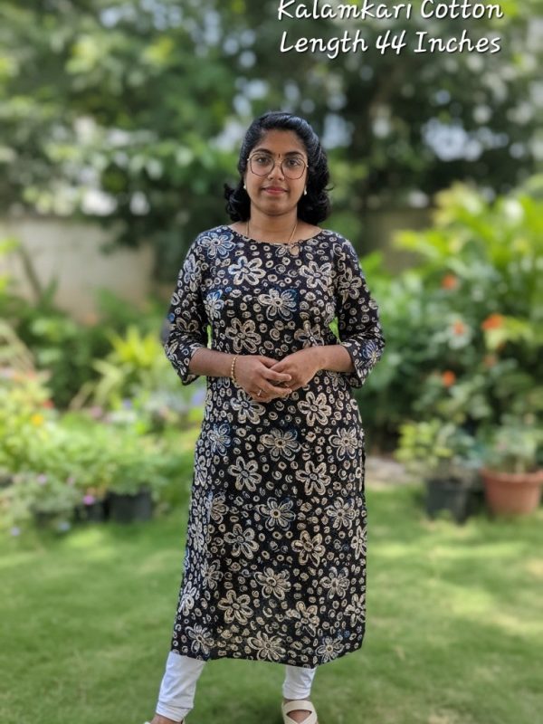 IC002- Kalamkari Cotton Side Open Kurtis