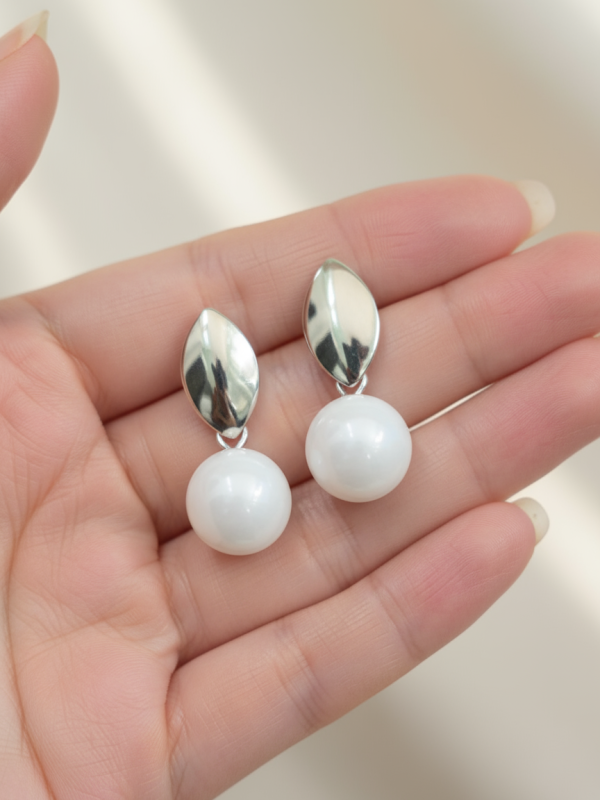 KE052- Korean Fashion Earings