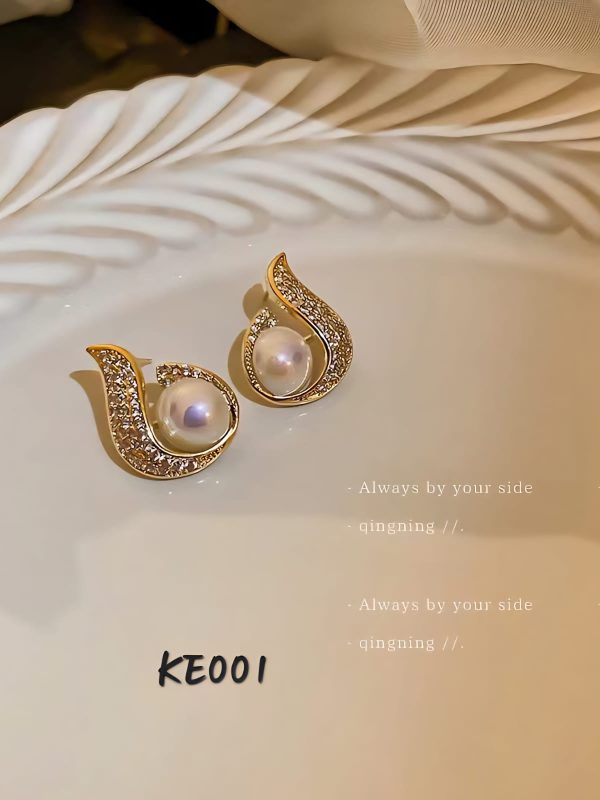 KE001- Korean Fashion Earings