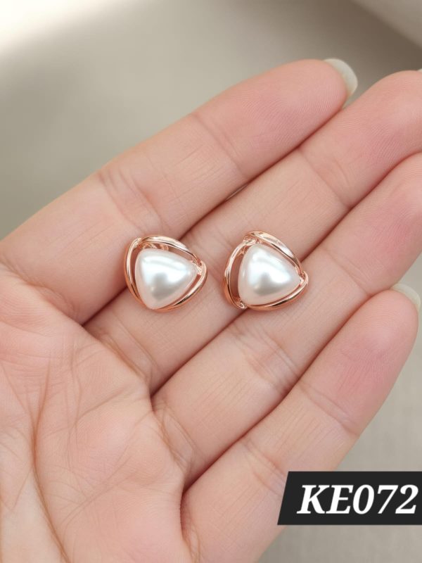 KE072- Korean Fashion Earings