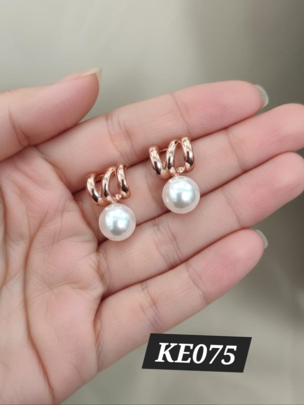 KE075- Korean Fashion Earings