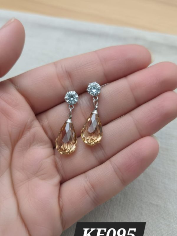 KE095- Korean Fashion Earings