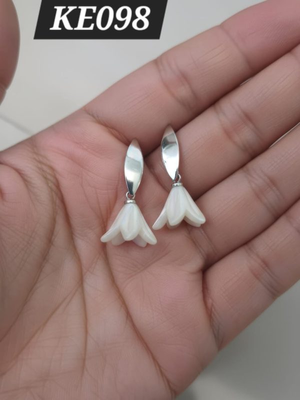 KE098- Korean Fashion Earings