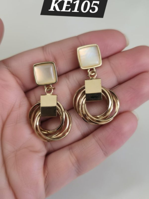 KE105- Korean Fashion Earings