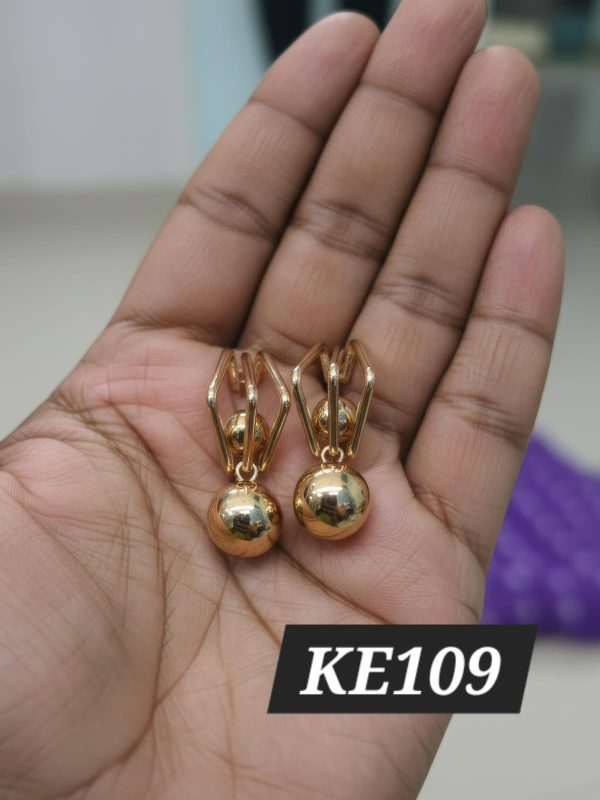 KE109- Korean Fashion Earings