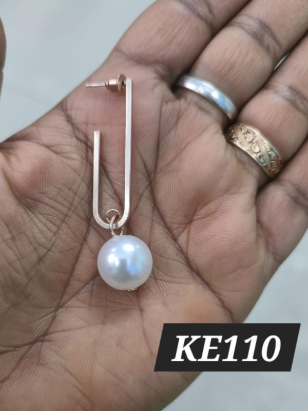 KE110- Korean Fashion Earings